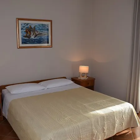 Apartment Nevenka Vrsar